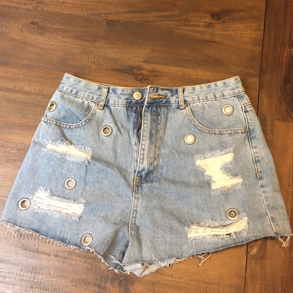 COPY - Forever 21 Grommet high waisted shorts